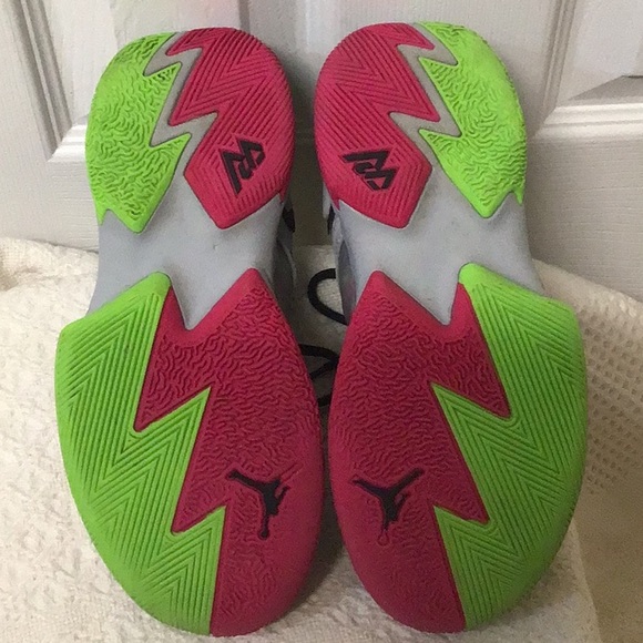 JORDAN WHY NOT TENNIES SIZE 6Y - Picture 7 of 9